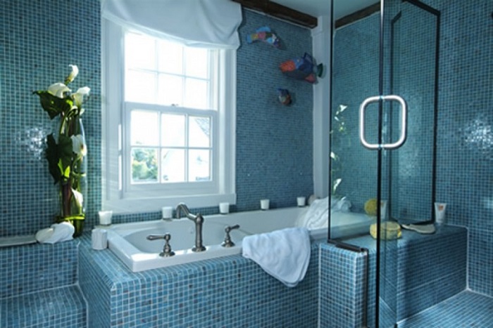 Blue Bathroom Design 5