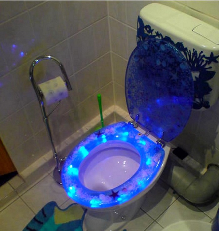 Unique bathroom toilet 1