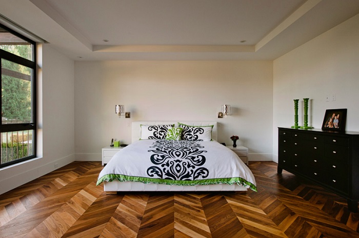 wood parquet bedroom