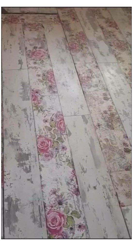 wooden floor with wallpaper for shabby style look