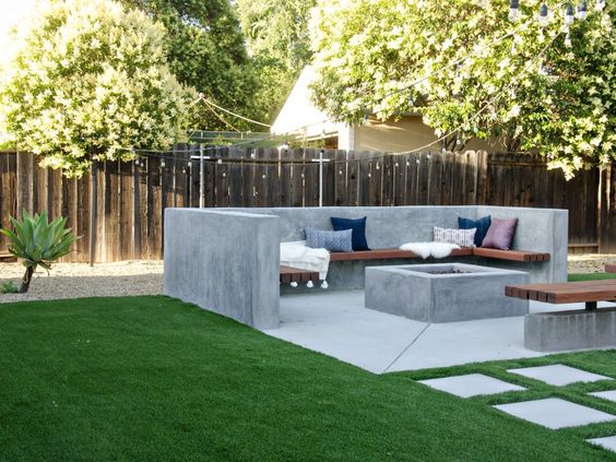 minimalist backyard