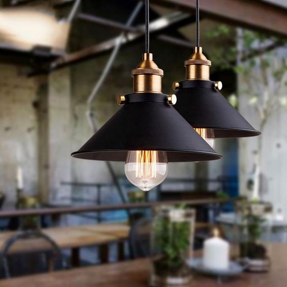 Industrial pendant lamp