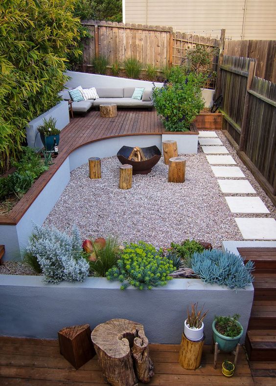 Modern Victorian terrace backyard with wooden floor