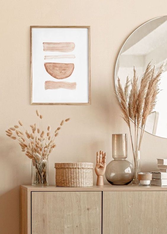 Beige decorations in modern nautical