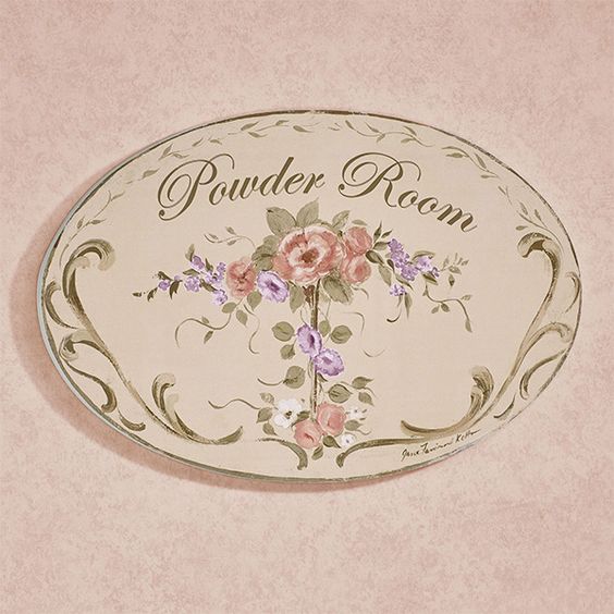 Using shabby chic plaques to create vintage accent