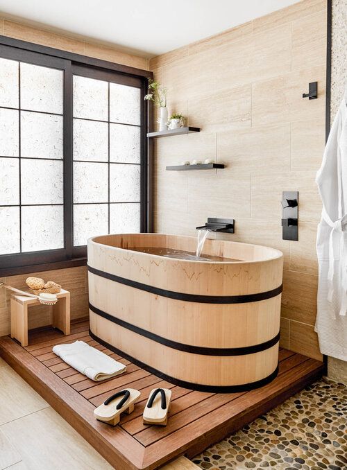 Tiny Japanese bathroom decorating ideas