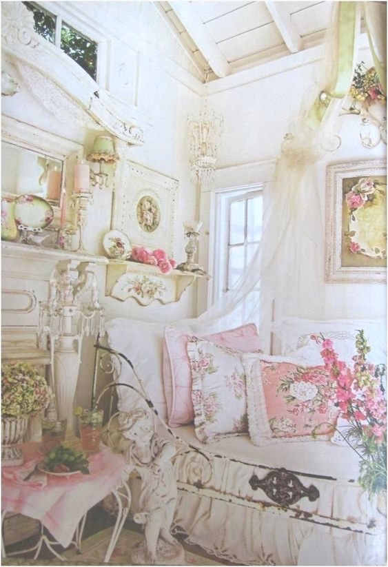 Shabby chic interior style