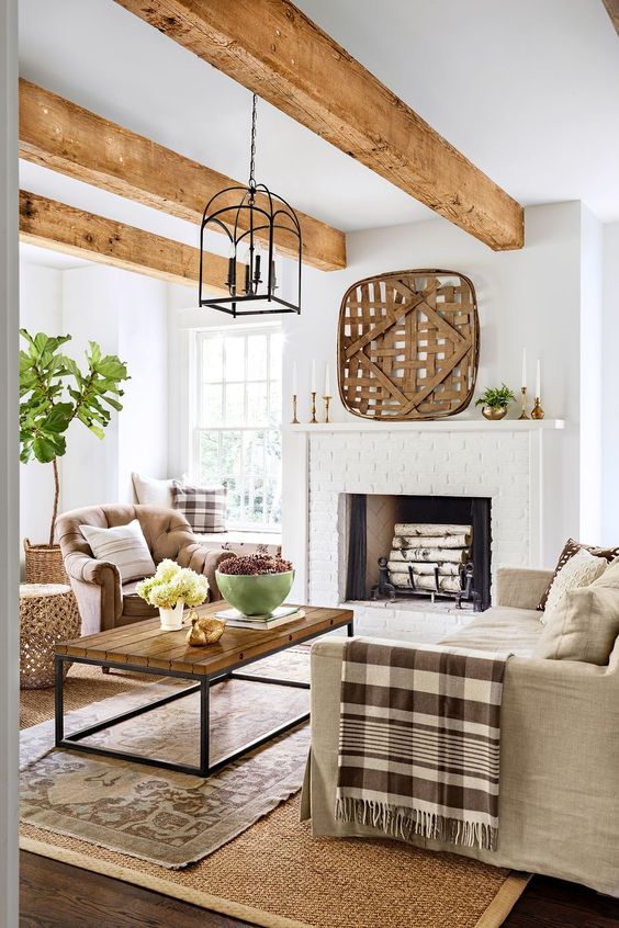 Wooden ceiling in the small living room