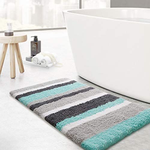 Fluffy bathroom mat