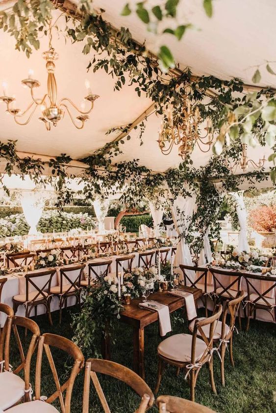 Rustic wedding decorating ideas