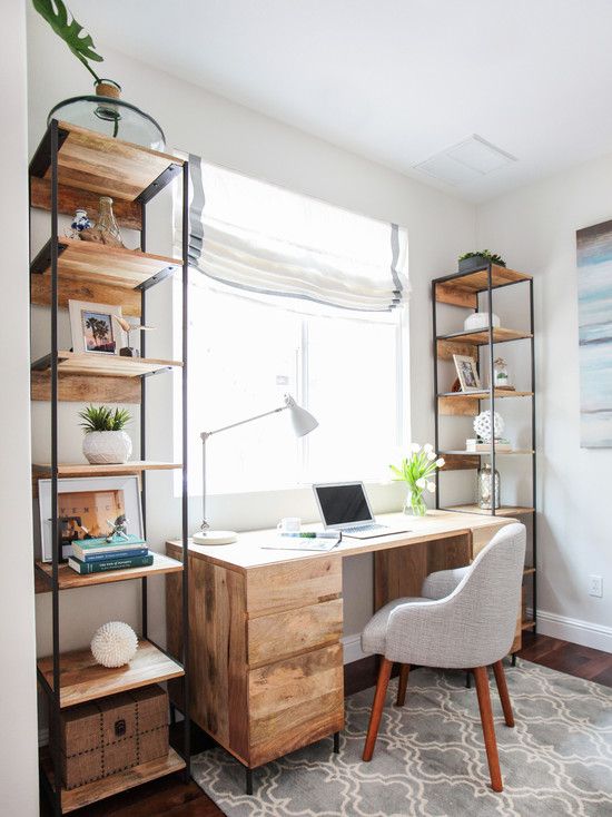 Simple Scandinavian industrial home office