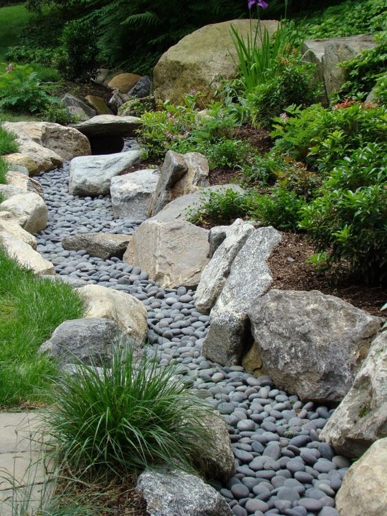 create the stream landscaping, Japanese garden
