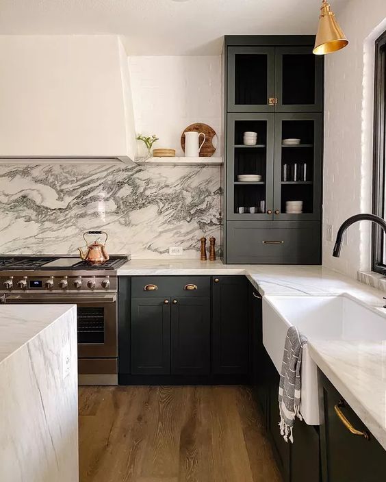 white marble in the masculine kitchen design